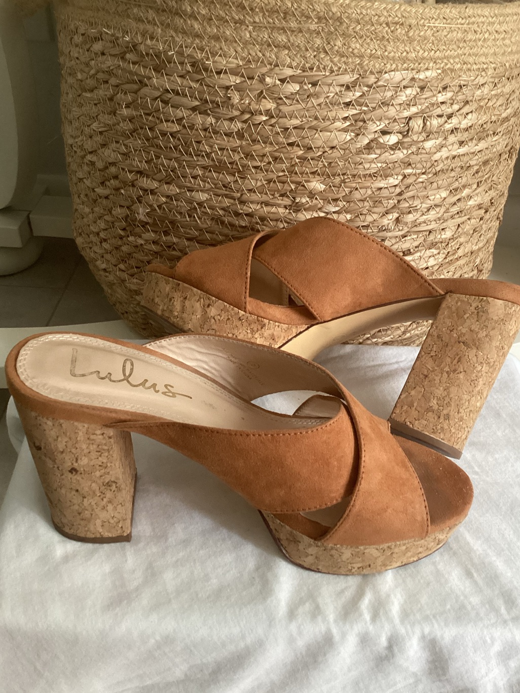 Lulus Platform Heels Sandals Sz 7 Suede Cross Strap Cork Heel Slip-On Shoes